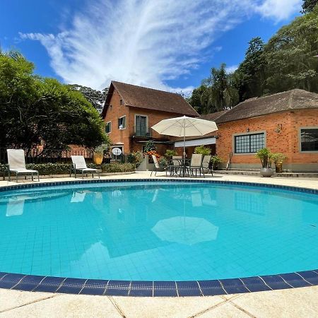 Villa Serena Bed & Breakfast Embu Dış mekan fotoğraf